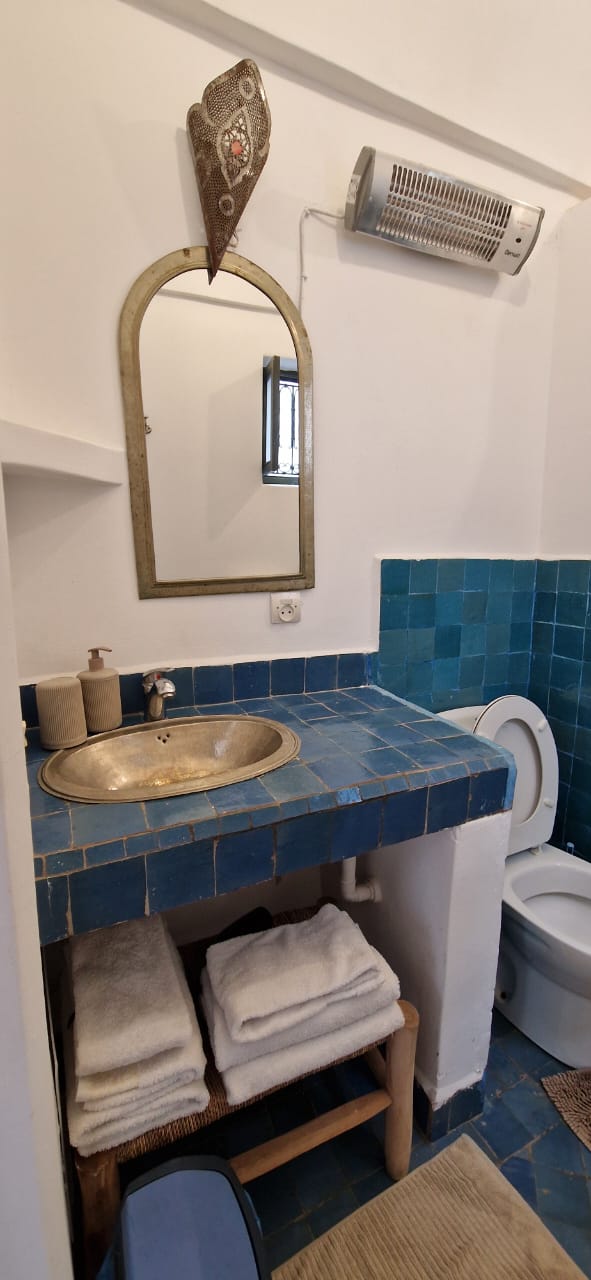 Charming Fully Titled Riad for Sale - Place des Épices - 40m2 - €290,000