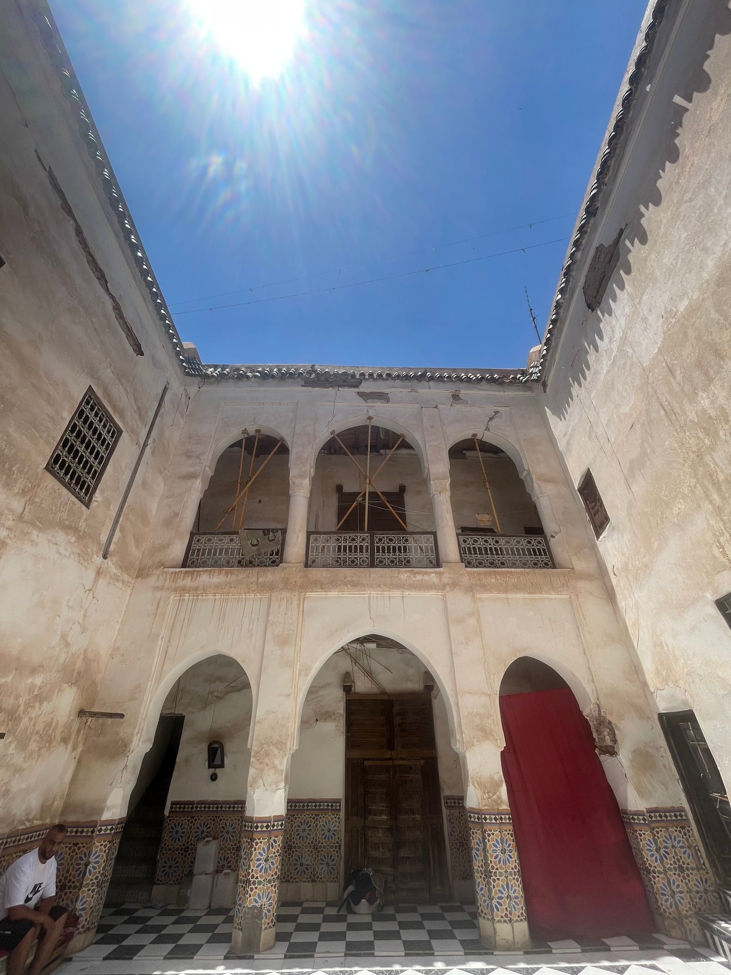 Beautiful Ancient Riad + Douria for Sale - Melkia - Spice Market - €900,000