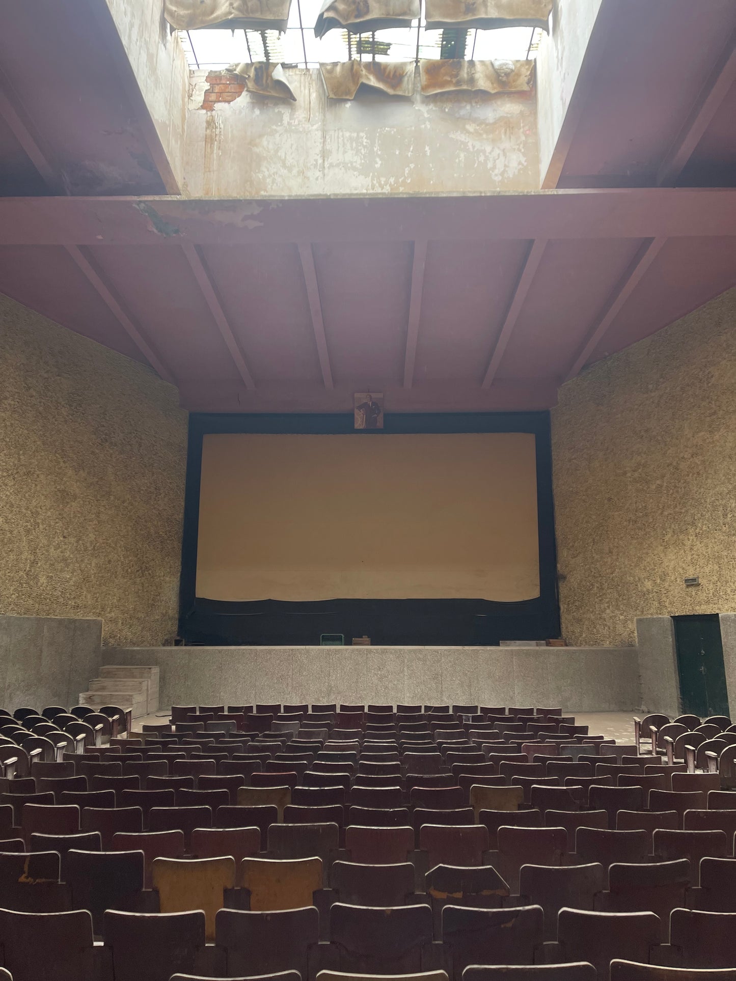 Rare Investment Opportunity - 1700sqm 1960s Cinema For Sale - Arset El Houta - €4,500,000