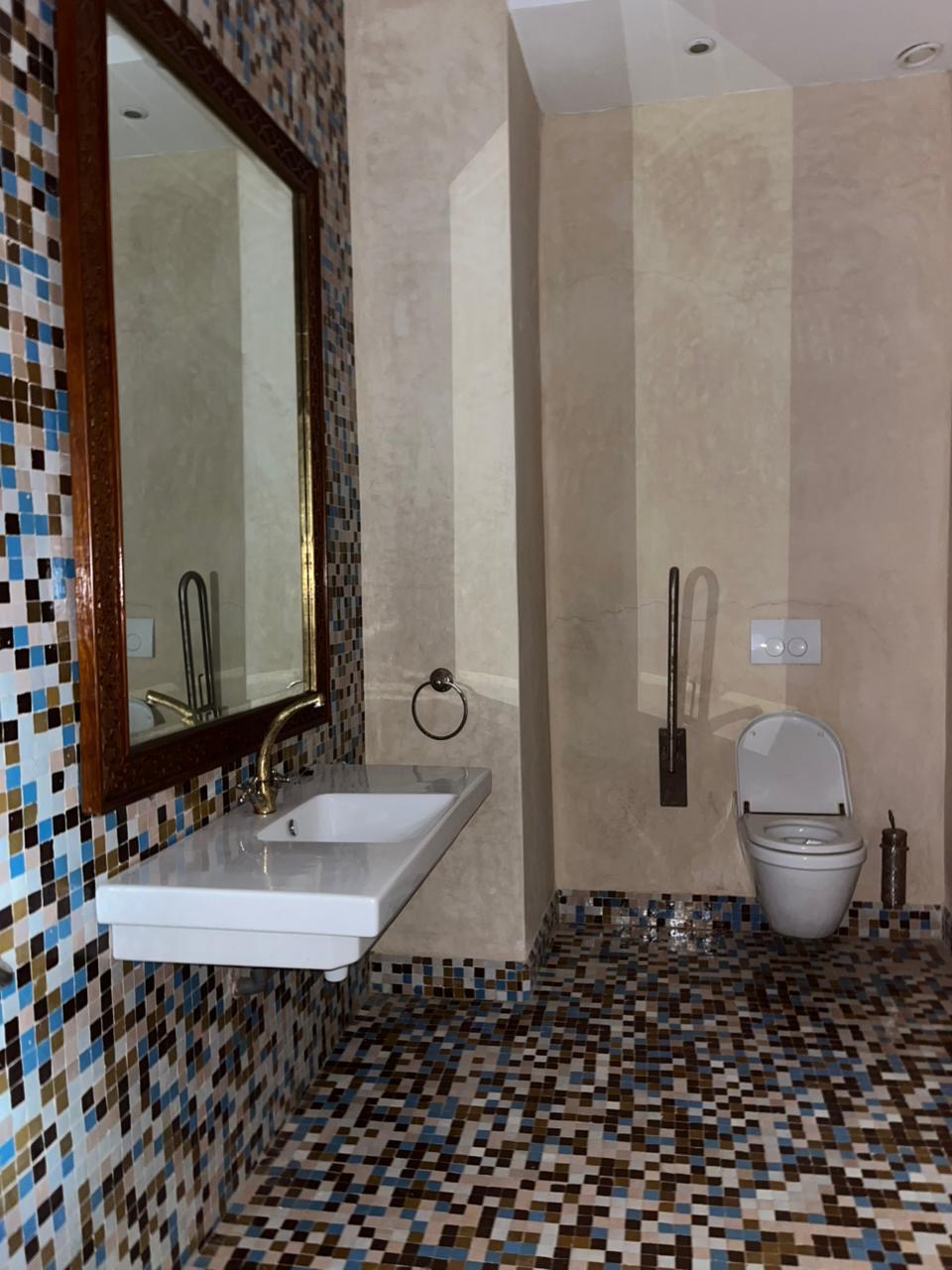 Incredible Fully Titled Riad - Kasbah - 255m2 - €830,000 (negotiable)