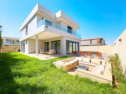 Incredible Turn-Key Villa for Sale - Route to Ourika - 481m2 - €500,000