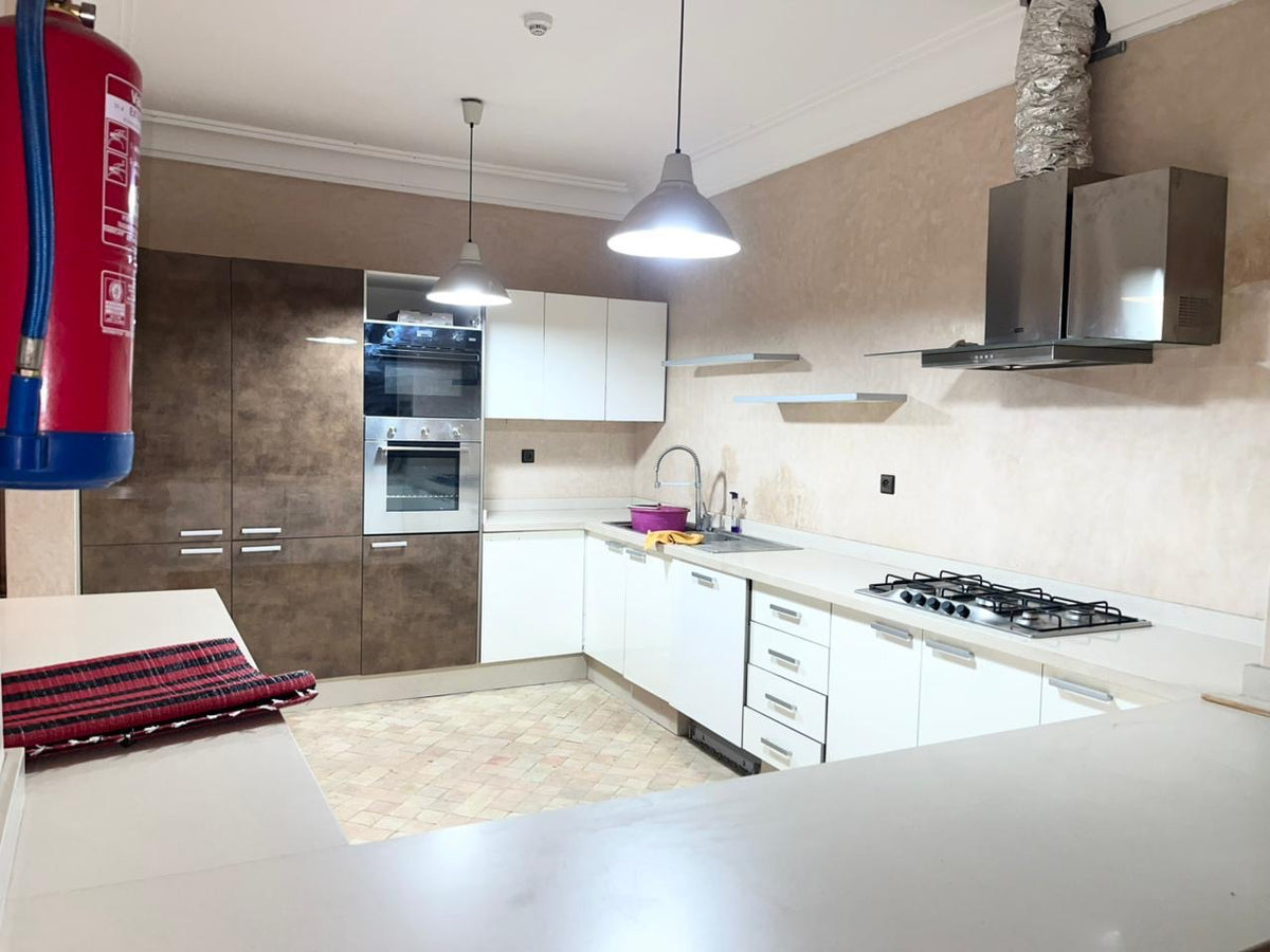 Incredible Fully Titled Riad - Kasbah - 255m2 - €830,000 (negotiable)