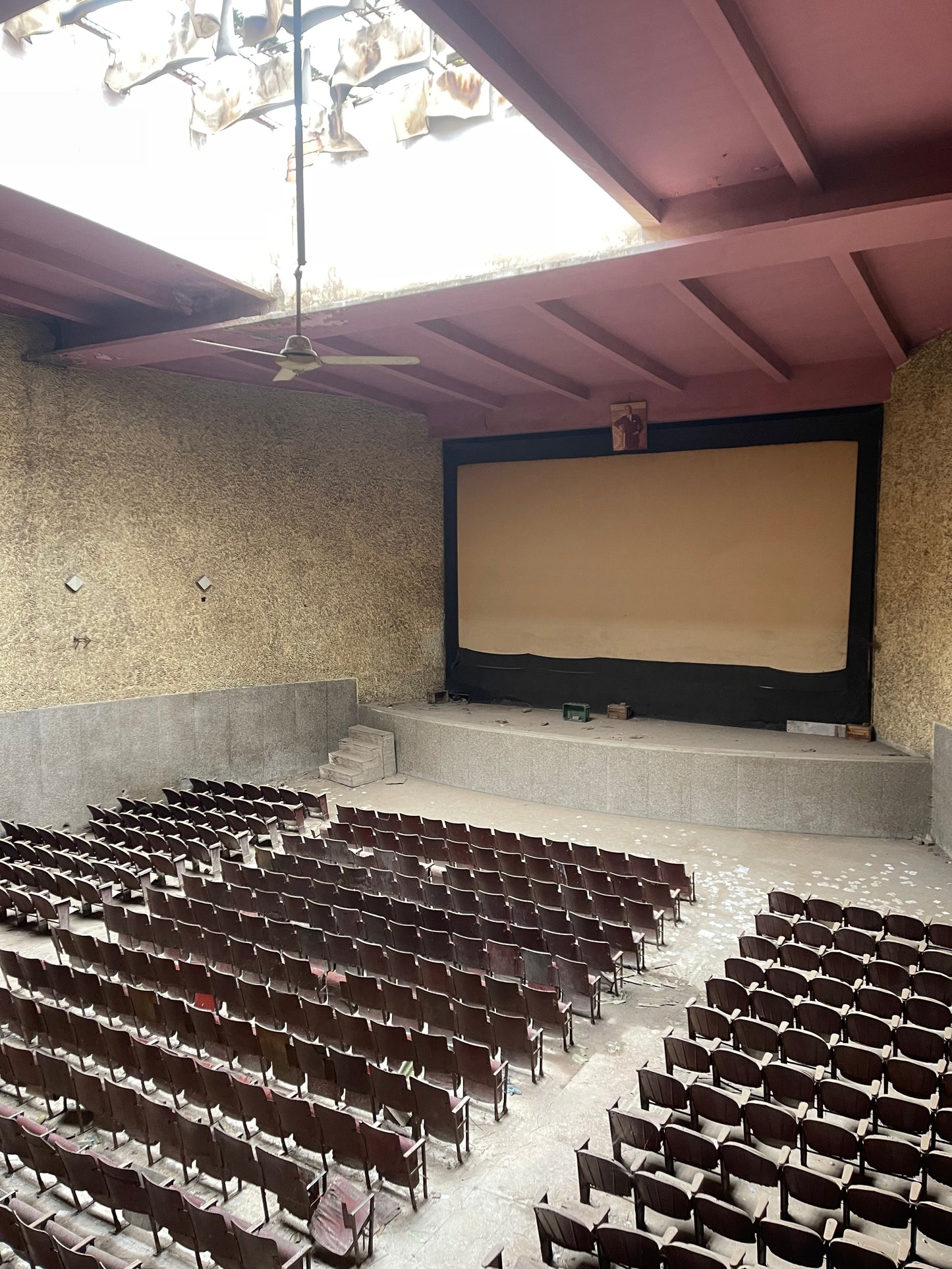 Rare Investment Opportunity - 1700sqm 1960s Cinema For Sale - Arset El Houta - €4,500,000
