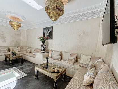117 m² Titled 5-Bedroom Riad with Traditional Hammam in Ben Saleh – €700,000