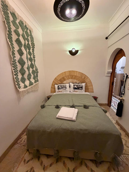 Amazing Fully Titled Riad - Riad Laarouss - 132m2 - €600,000 (negotiable)