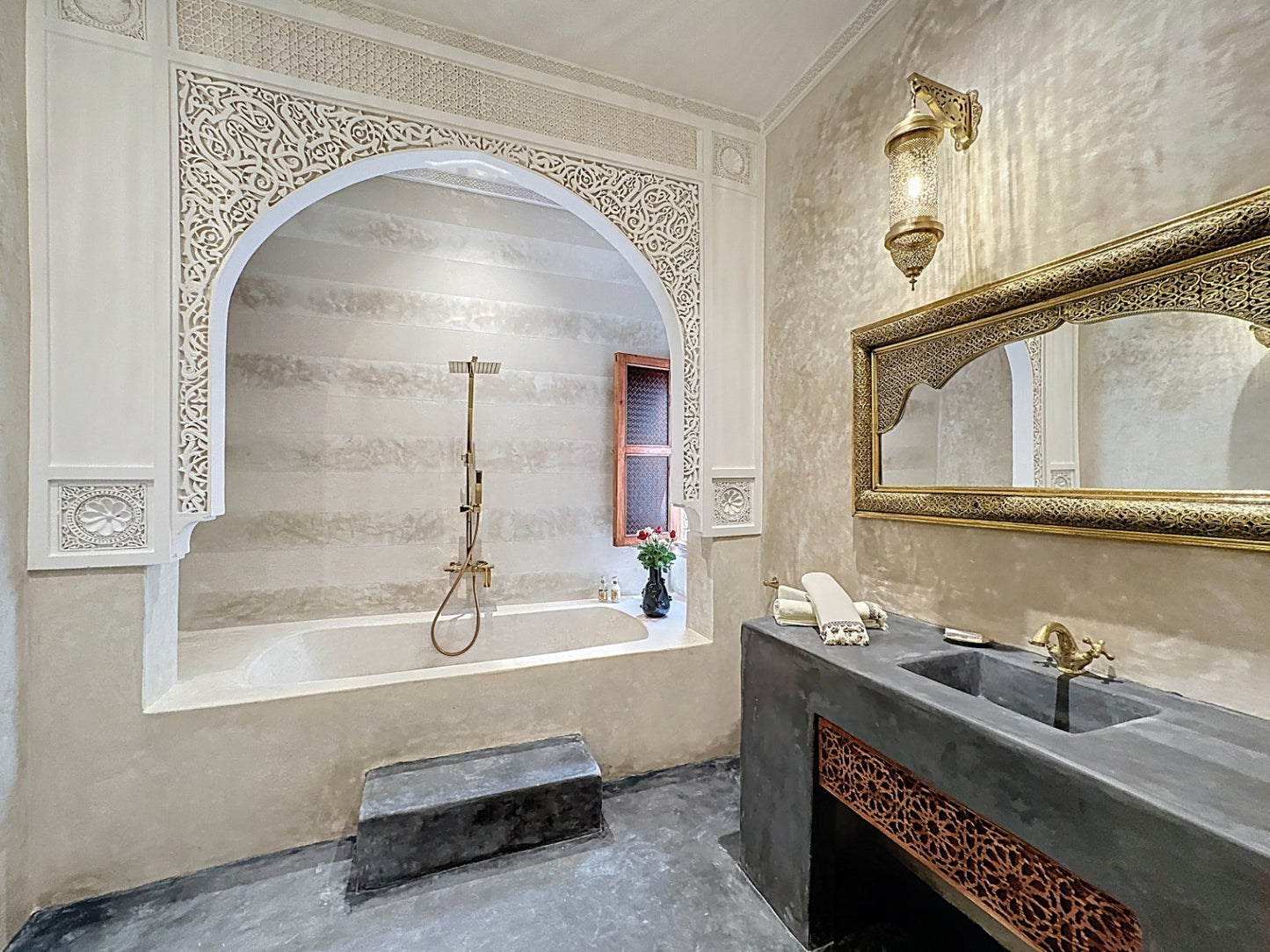 117 m² Titled 5-Bedroom Riad with Traditional Hammam in Ben Saleh – €700,000
