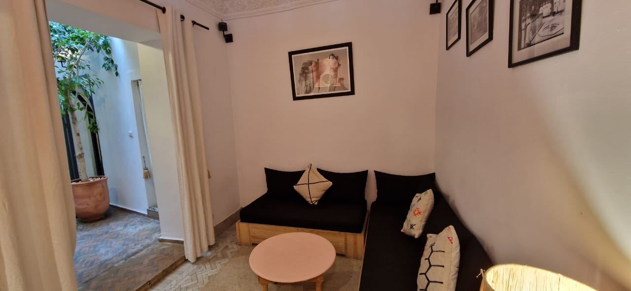 Excellent Fully Titled Riad - Place des Épices - 54m2 - €370,000 (Negotiable)