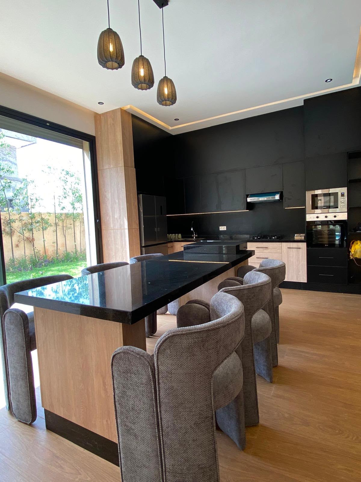 Amazing Modern Turn-Key Villa for Sale - Route to Ourika - 400m2 - €450,000