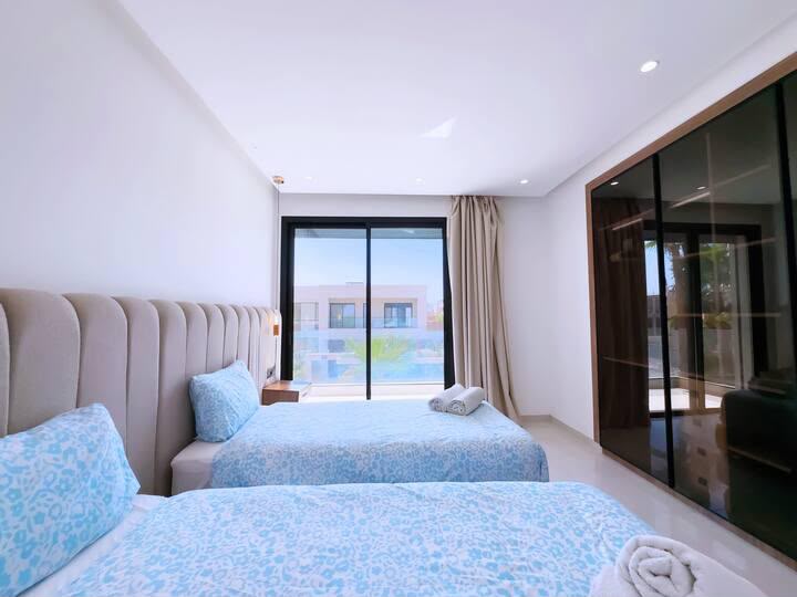 Incredible Turn-Key Villa for Sale - Route to Ourika - 481m2 - €500,000