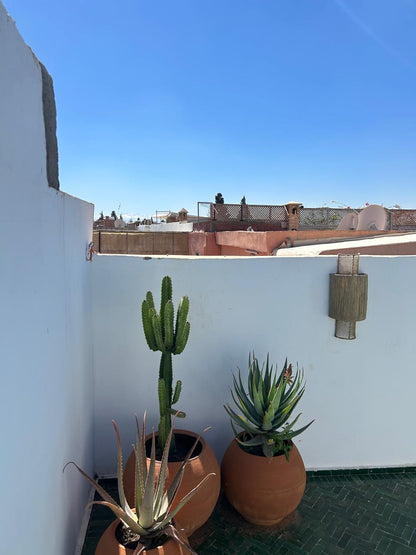 Riad Under Requisition for Sale in Riad Laarouss – 3 Minutes from Parking | Furnished | €280,000
