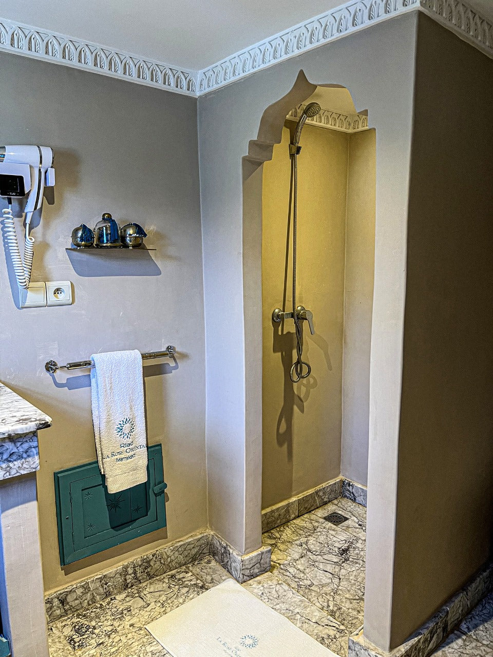 Beautiful Fully Titled Riad For Sale - Riad Laarouss - 117m2 - €605,000