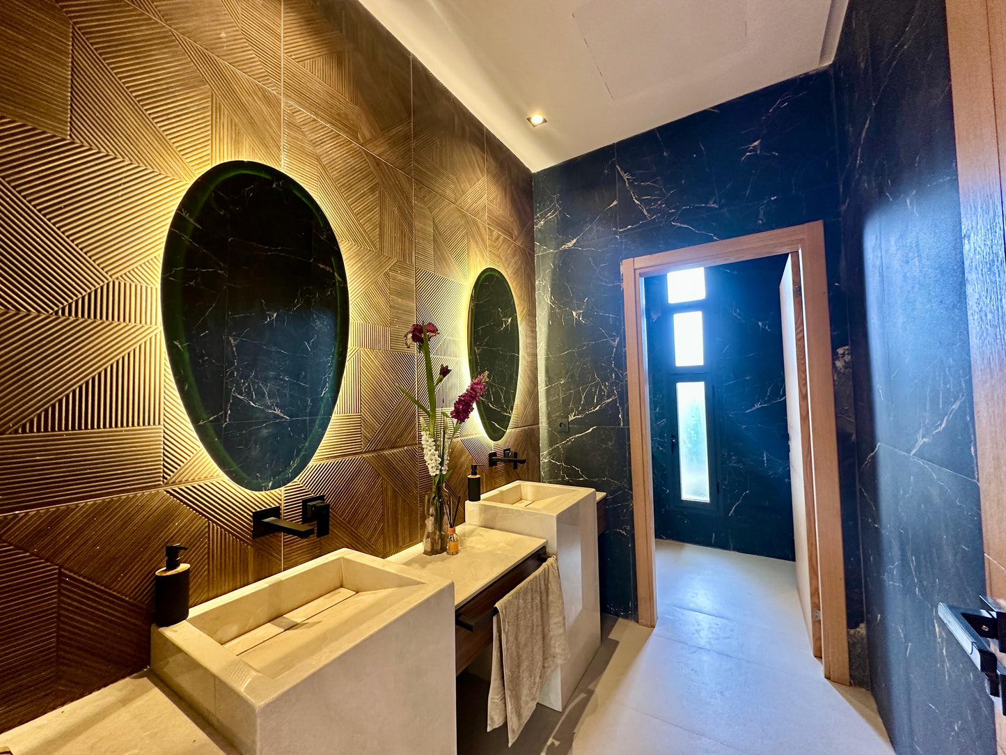 Stunning Luxury Villa - Agdal / Argan Golf Course - 250m2 - €400,000