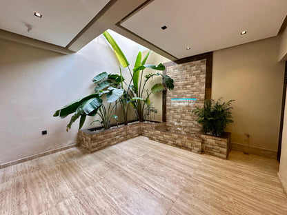 Stunning Luxury Villa - Agdal / Argan Golf Course - 250m2 - €400,000