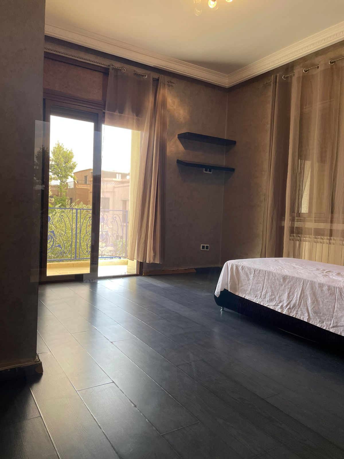 Incredible 6 Bedroom Villa For Sale - Nakhil - 400m2 - €950,000