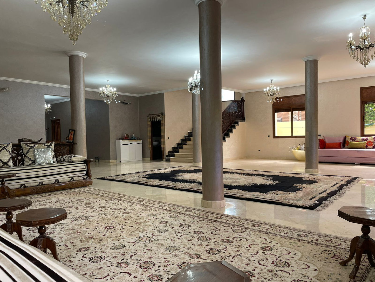 Incredible 6 Bedroom Villa For Sale - Nakhil - 400m2 - €950,000