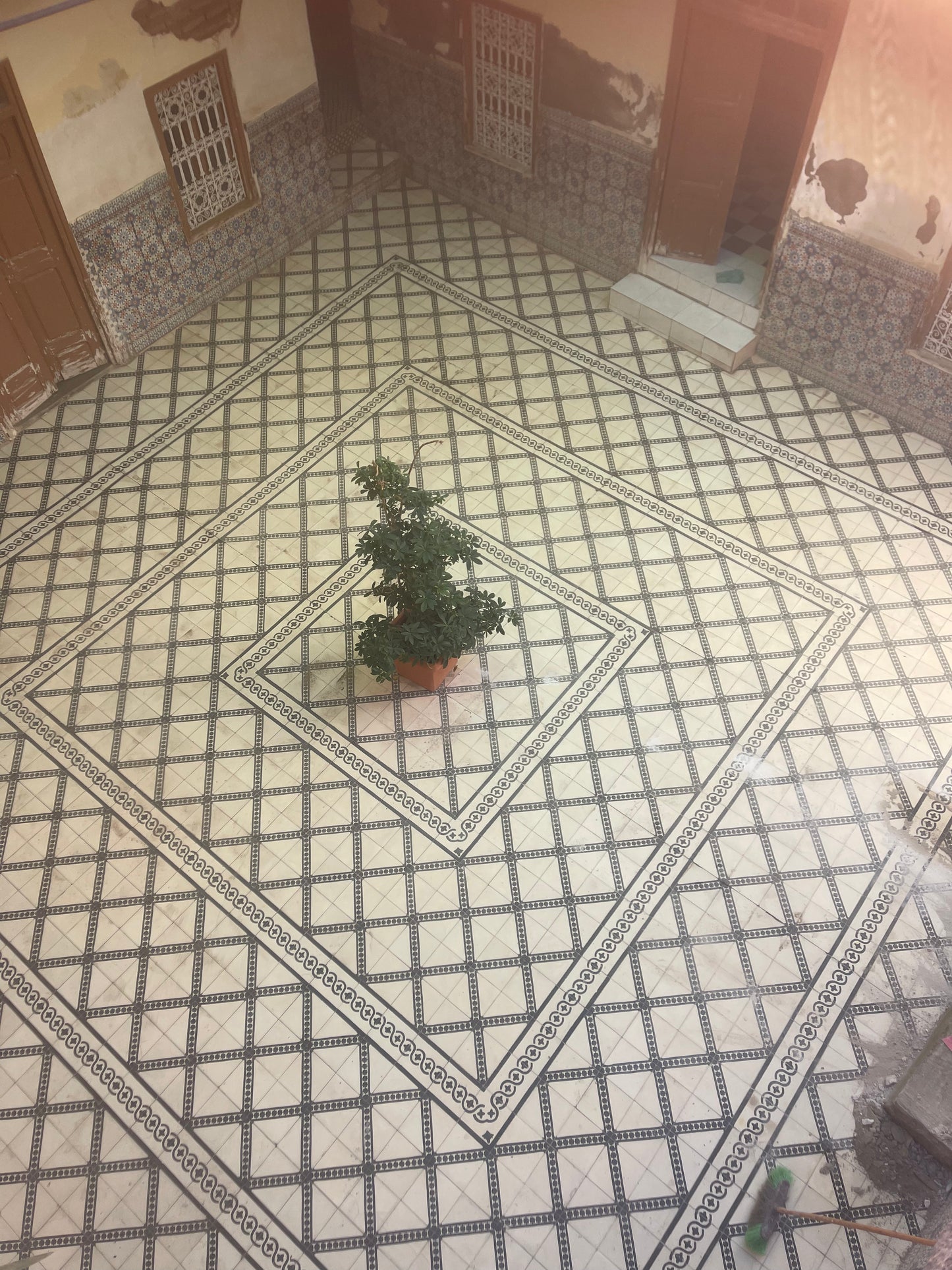 Incredible 10 Bedroom Fully Titled Riad for Sale - 200m2 - Bab Doukkala - €555,000 (Negotiable)
