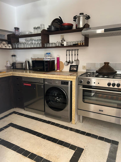 Exceptional Fully Titled Riad for Sale - Riad Laarouss - 160m2 - €650,000