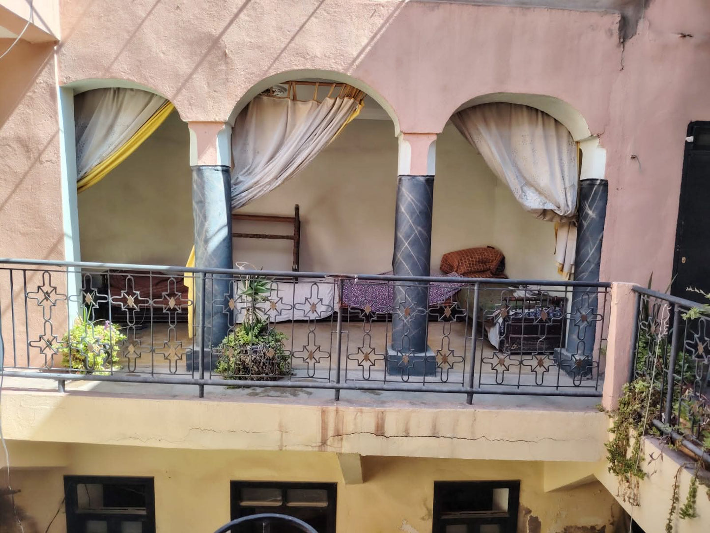 Incredible Fully Titled Riad for Renovation - Bab Doukkala - 125m2 - €460,000