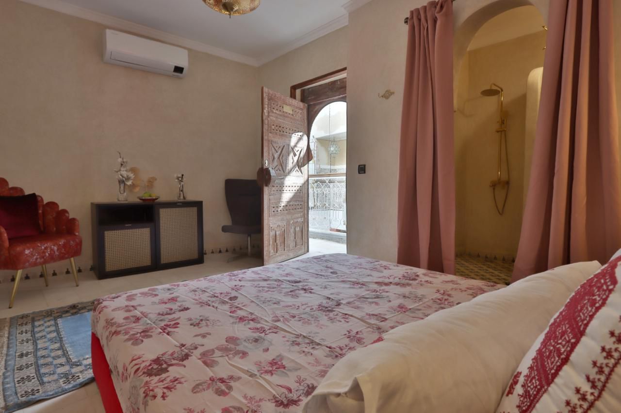 Amazing Fully Titled Guesthouse for Sale - Kaat Benahid - 176m2 - €650,000