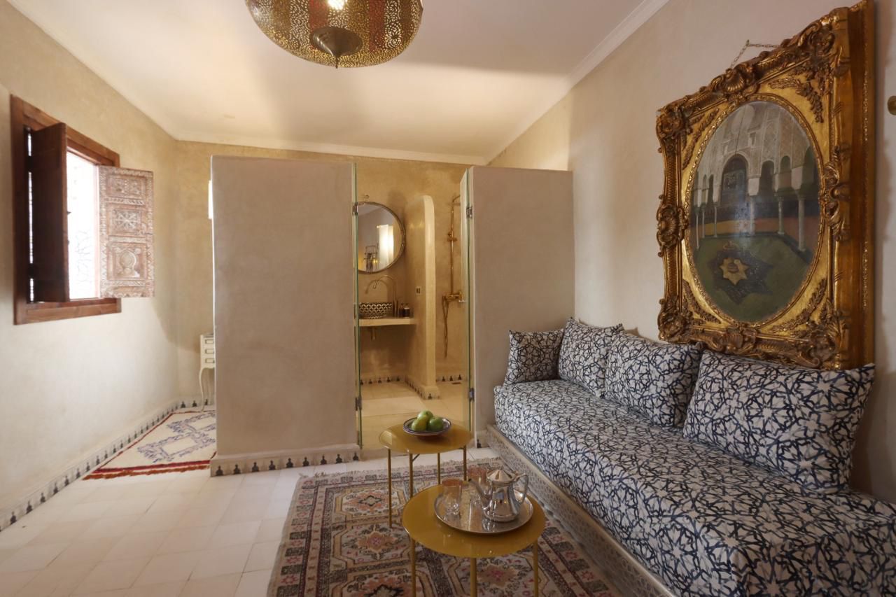 Amazing Fully Titled Guesthouse for Sale - Kaat Benahid - 176m2 - €650,000