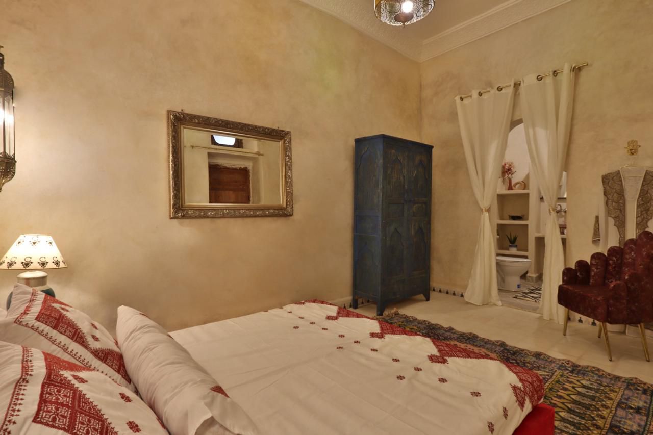 Amazing Fully Titled Guesthouse for Sale - Kaat Benahid - 176m2 - €650,000