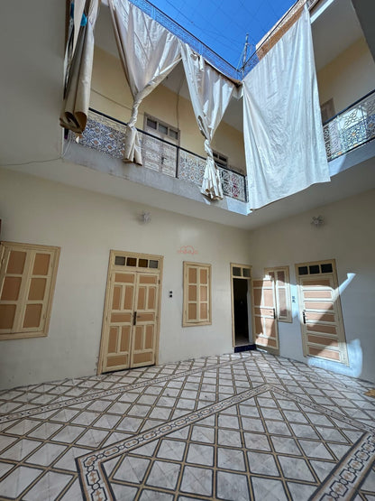 Spacious Riad for Sale - Zouia el Abbassia - Melkia - 148m2 - 280,000